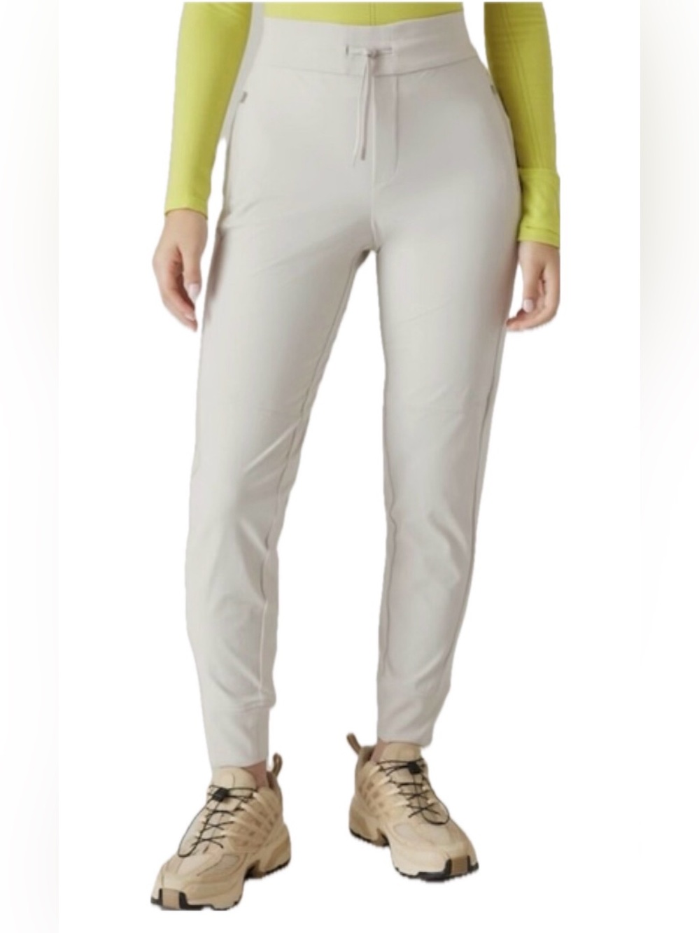 Athleta Headlands Hybrid Trek Mid Rise Jogger